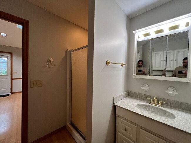 Building Photo - 6170 Mentor Park Blvd