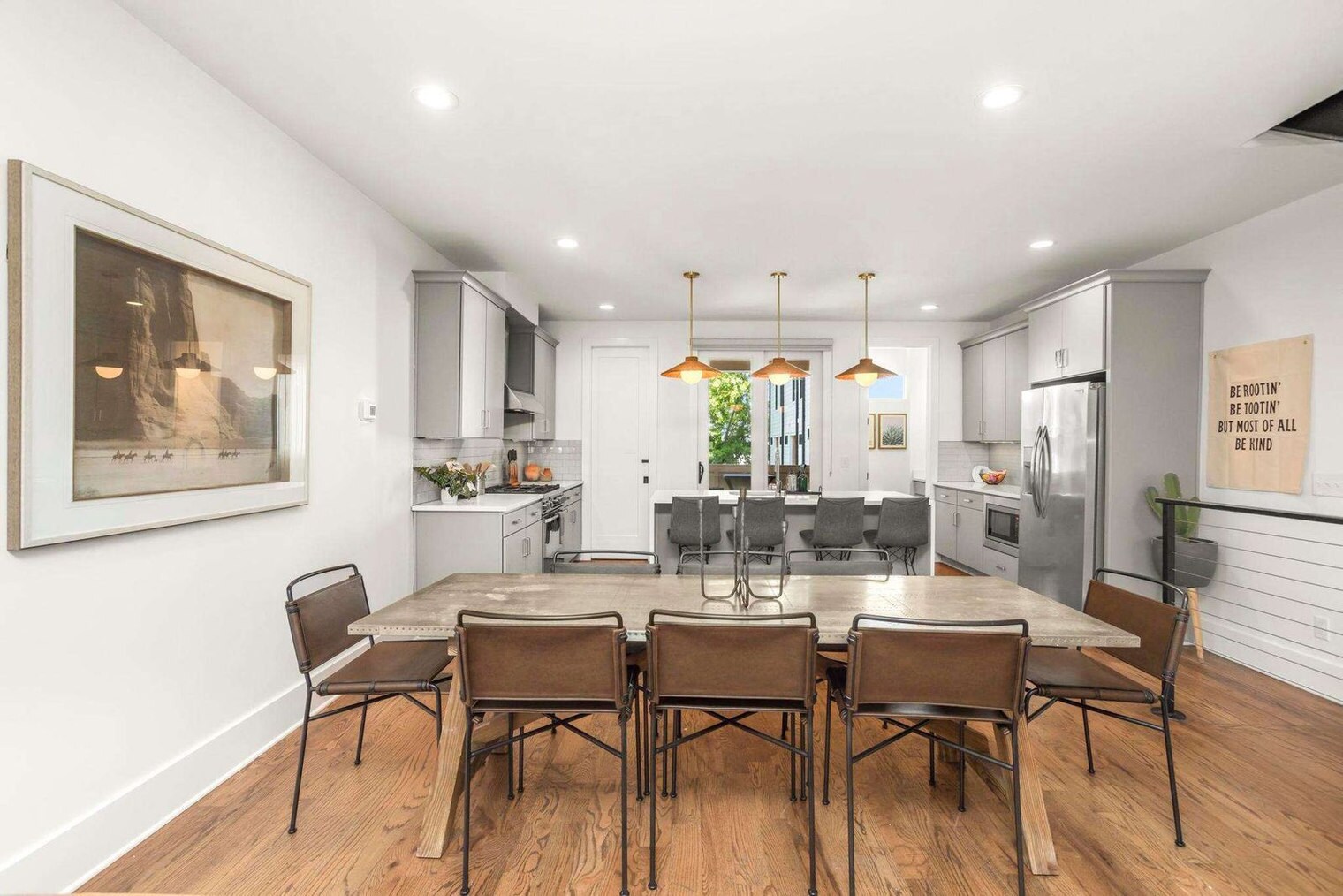 Building Photo - 1710 8th Ave S