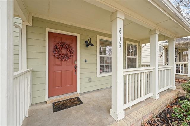 Building Photo - 6913 Planters Row Dr