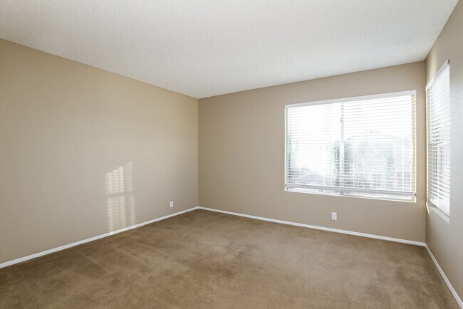 Building Photo - 3938 W Whispering Wind Dr