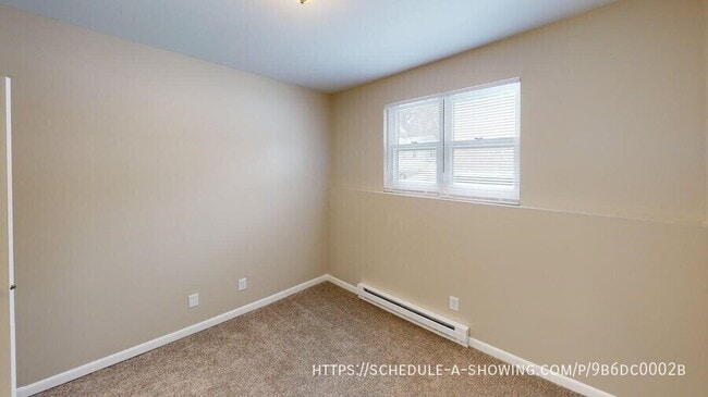 Building Photo - 405 E Park-34