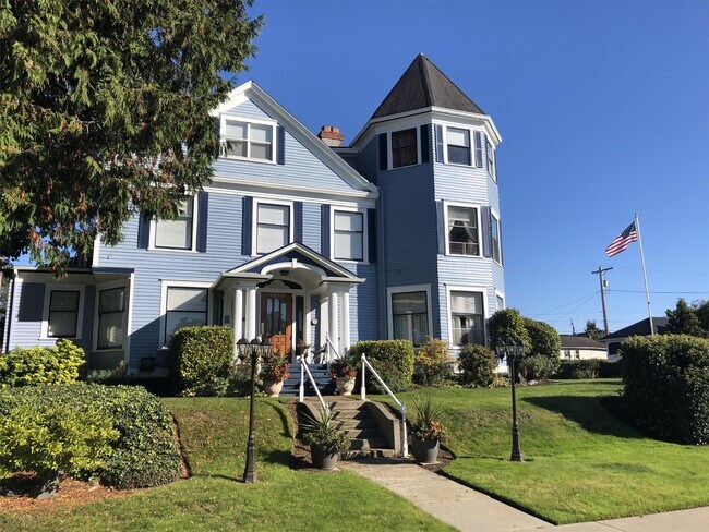 Building Photo - 2129 Rucker Ave