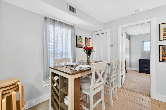 Building Photo - 509 29th Ave S