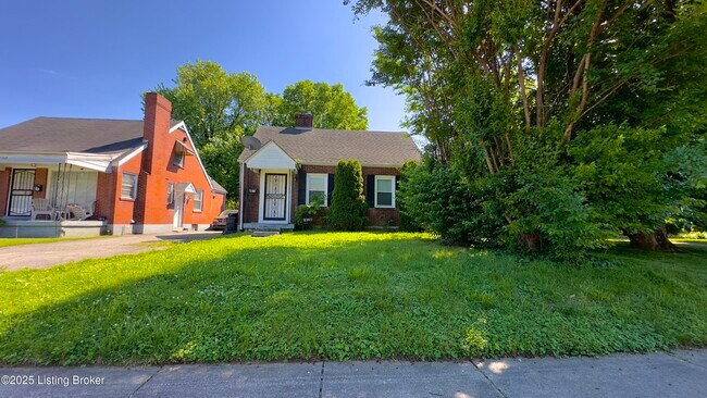 Building Photo - 2110 Burwell Ave