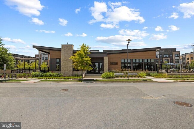 Building Photo - 8091 Red Hook St