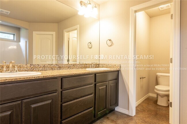 Building Photo - 3532 W Foxtail Lily Ln