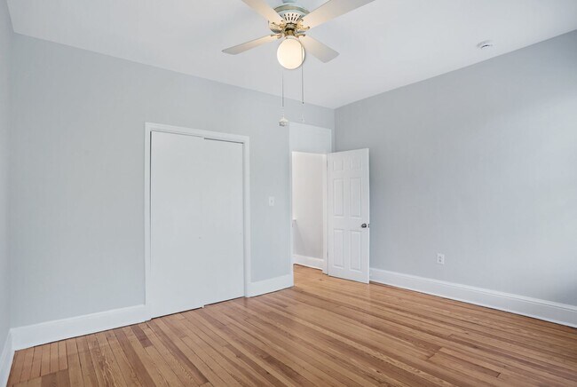 Building Photo - Charming Capitol Hill House| Don't miss the 3D-TOUR!