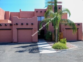 Building Photo - Charming 2-Bedroom Townhouse with Scenic Views & Cozy Fireplace in Tucson!