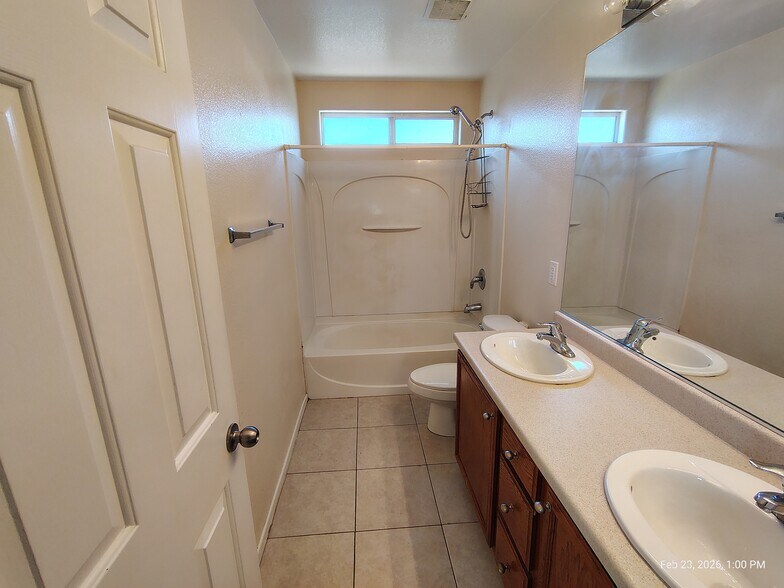 Building Photo - 10409 Calypso Cave St