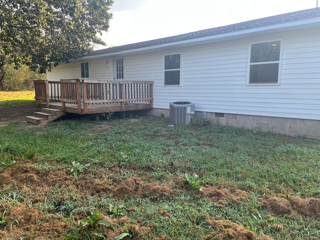 Back deck - 805 S Frey St