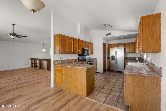 Building Photo - 1143 N Ironwood Ct