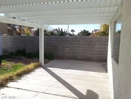 Building Photo - 3736 Rose Canyon Dr
