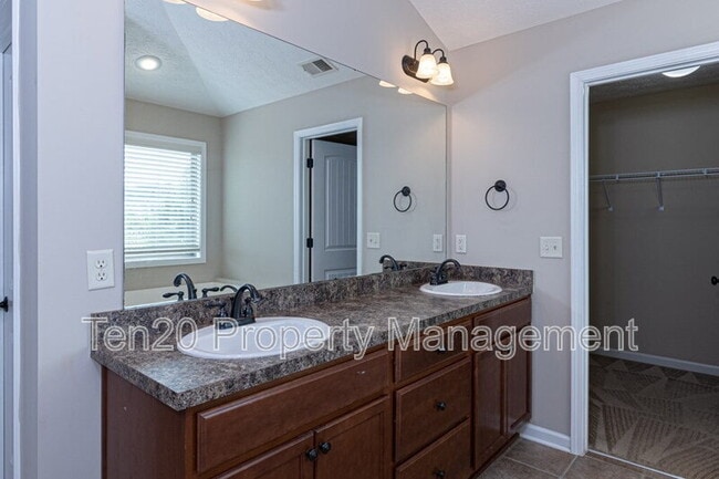 Building Photo - 1368 Antietam Dr