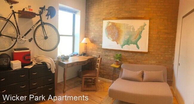 Building Photo - 1250 N Damen Ave