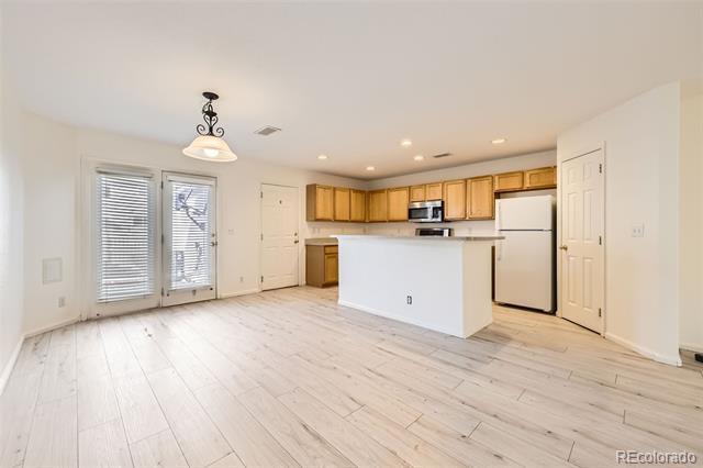Building Photo - 5833 N Biscay St