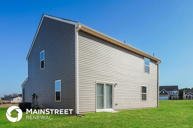 Building Photo - 609 Howling Wind Dr