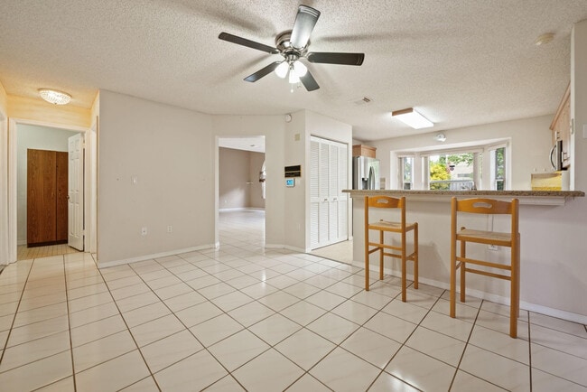 Building Photo - 12665 NW 11th Ct