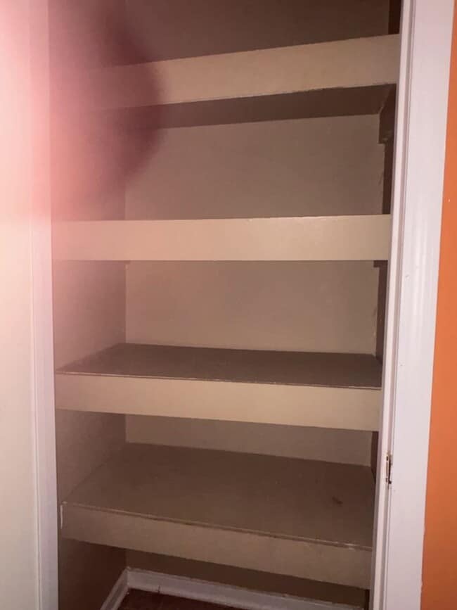 Building Photo - 1706 Dorgan St