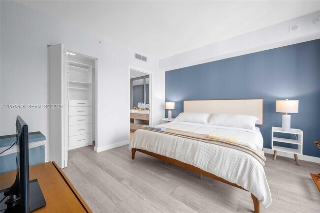 Building Photo - 55 SW 9th St