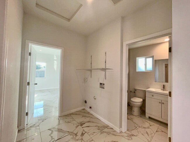 Building Photo - Newly Built 2 Bed, 2 Bath ADU for Rent Utilities Included