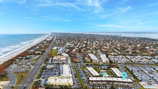 Building Photo - 180 Paradise Blvd