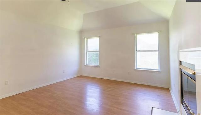 Building Photo - 492 Shade Tree Cir