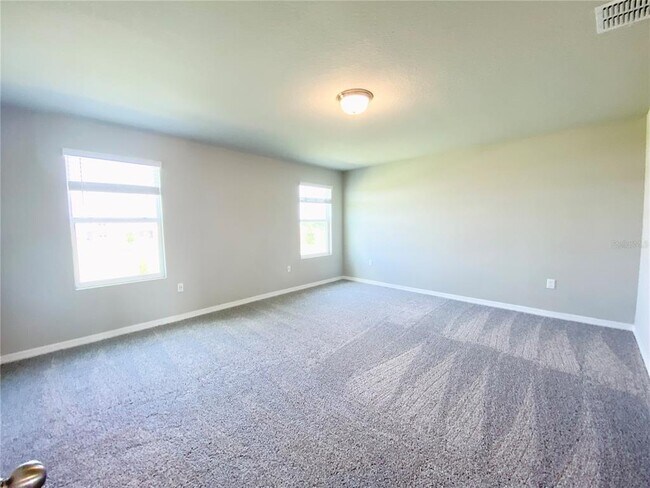 Building Photo - 535 Amadoras Wy