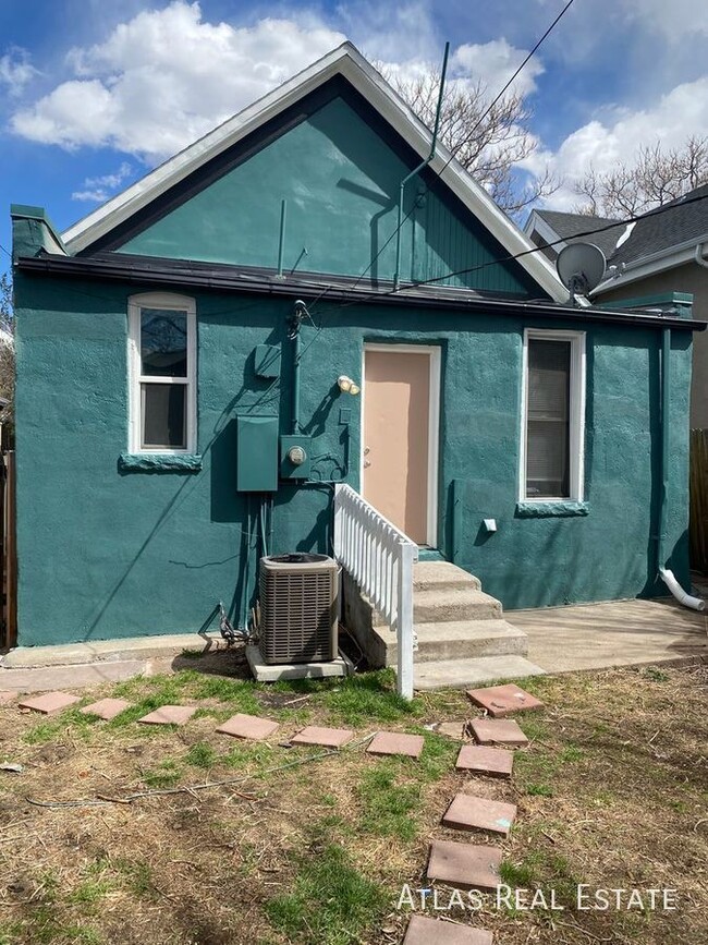Building Photo - 2945 N Marion St