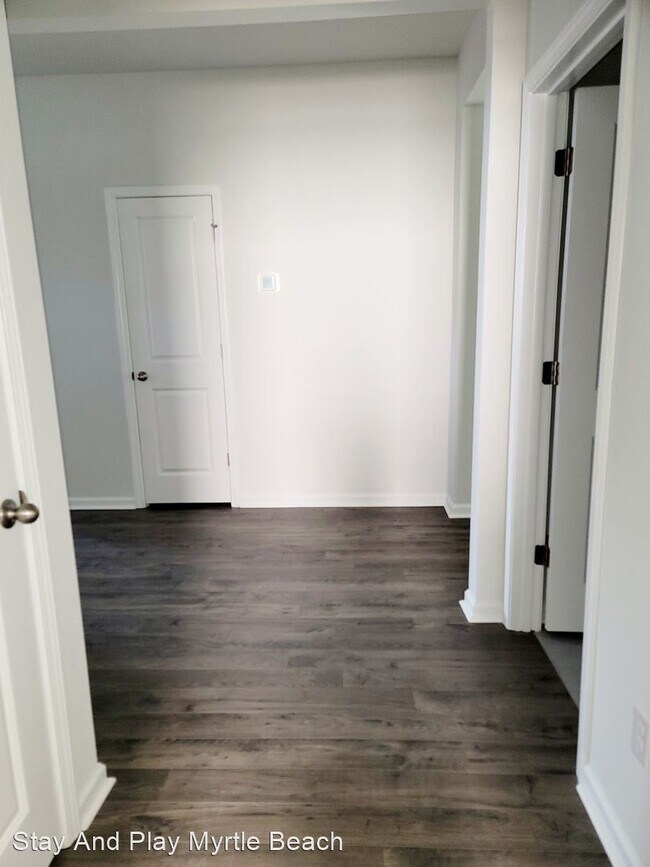 Building Photo - 4 br, 2 bath House - 1028 Red Tide Street