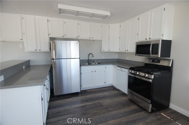 Building Photo - 142 W Marquita
