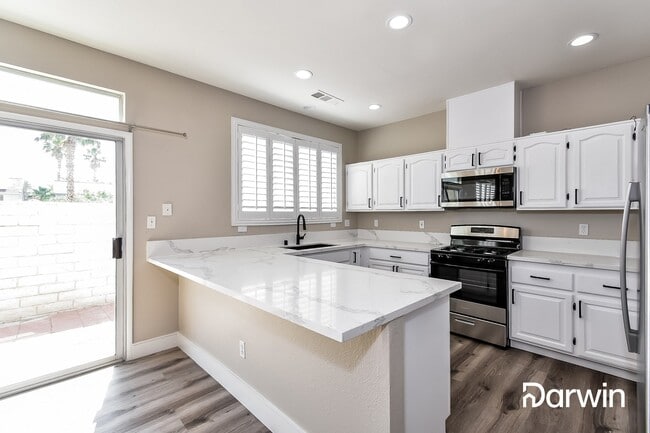 Building Photo - 2516 Silver Shadow Dr
