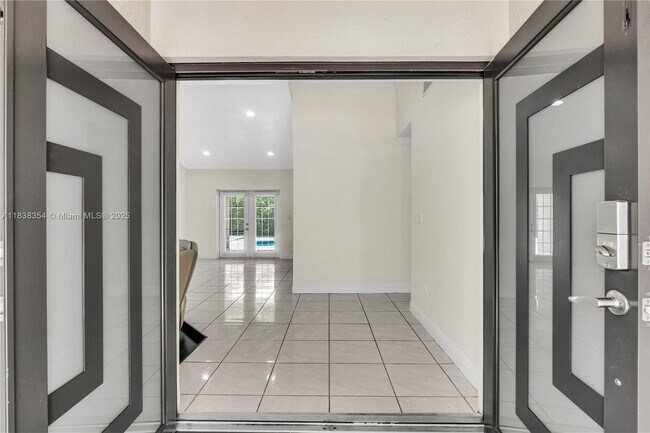 Building Photo - 8482 NW 166th Terrace