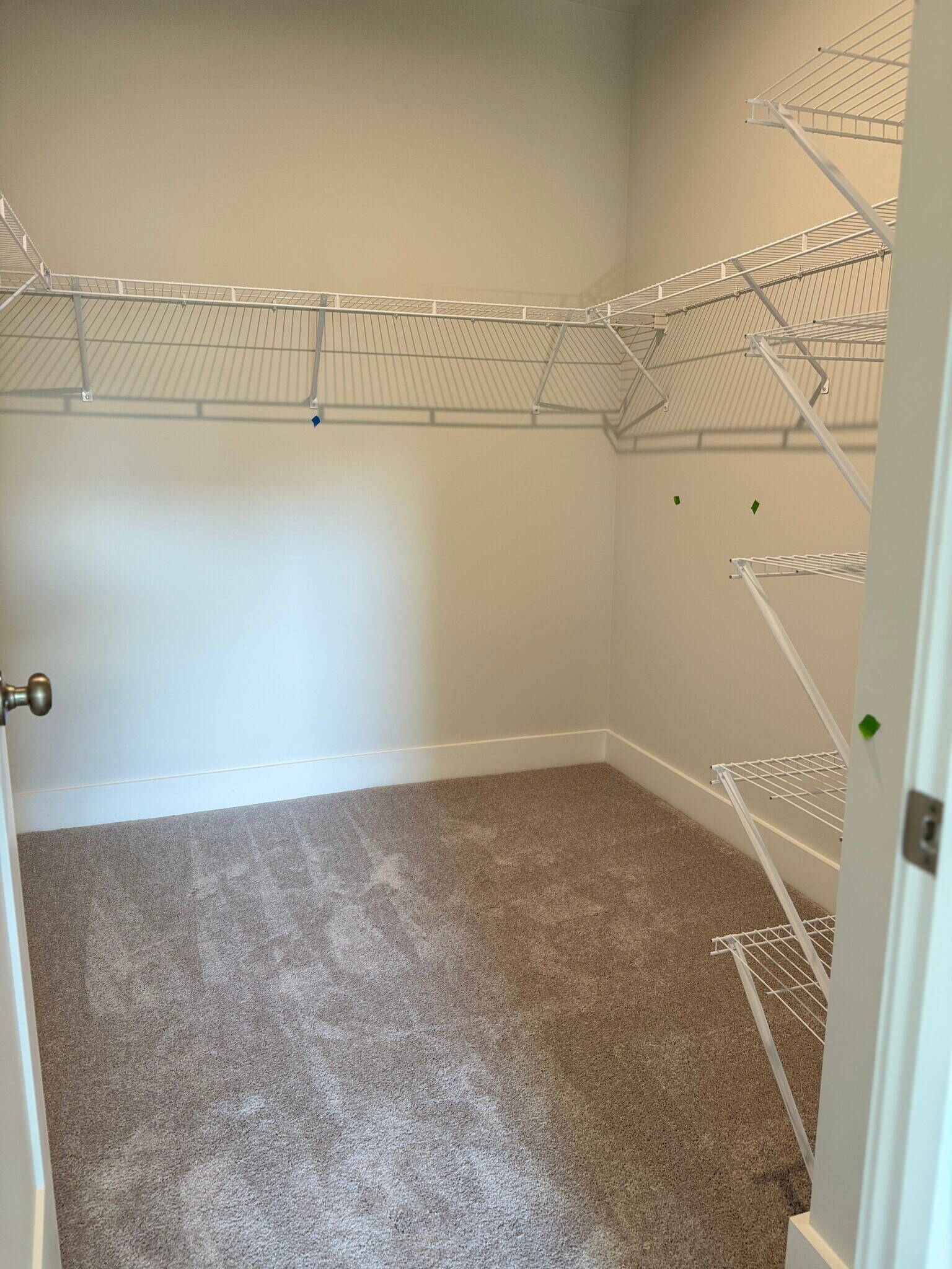 Building Photo - 9637 Munsing Dr