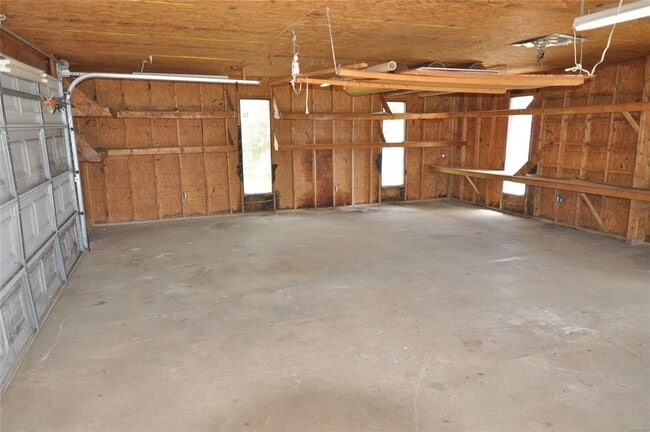 Building Photo - 172 Sunnybrook Dr