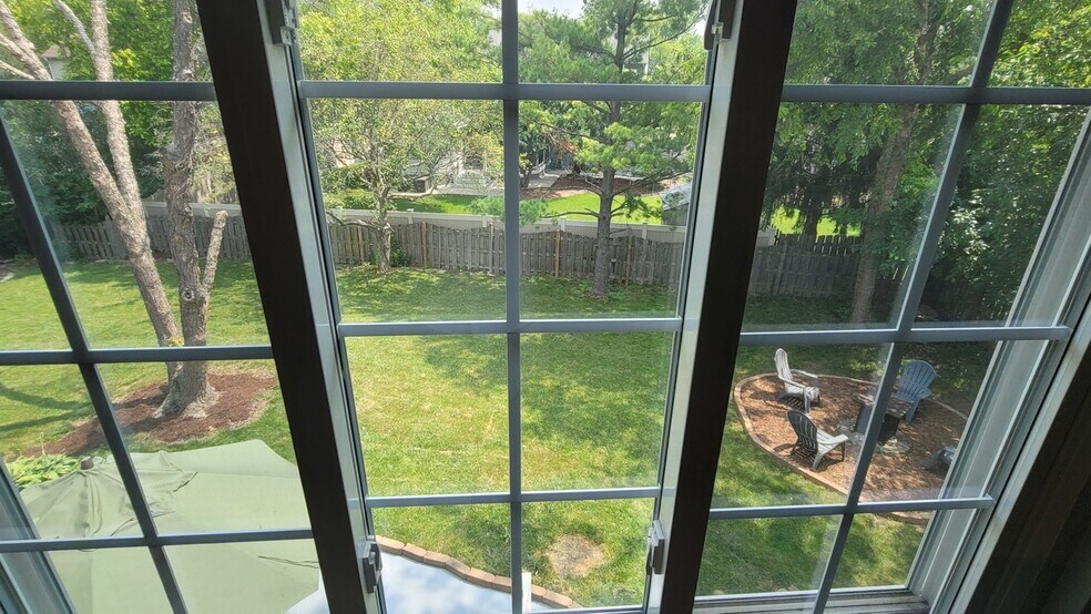Building Photo - 3885 Thornberry Way