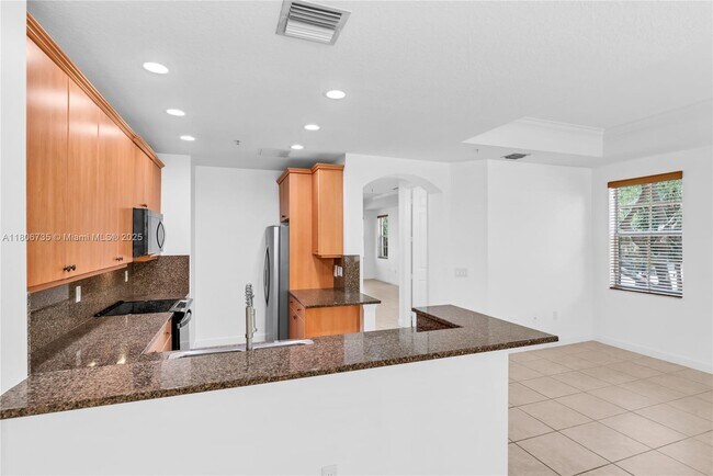 Building Photo - 2509 San Pietro Cir