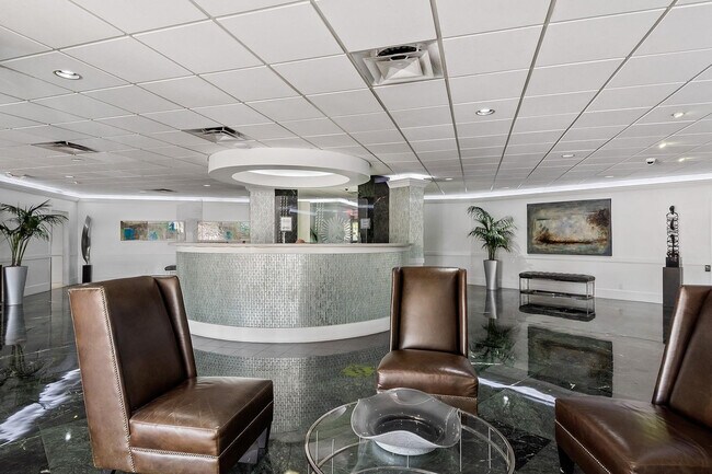 Building Photo - 3700 Galt Ocean Dr