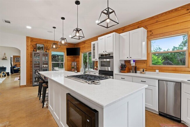 Building Photo - 9854 Weir Lp Cir