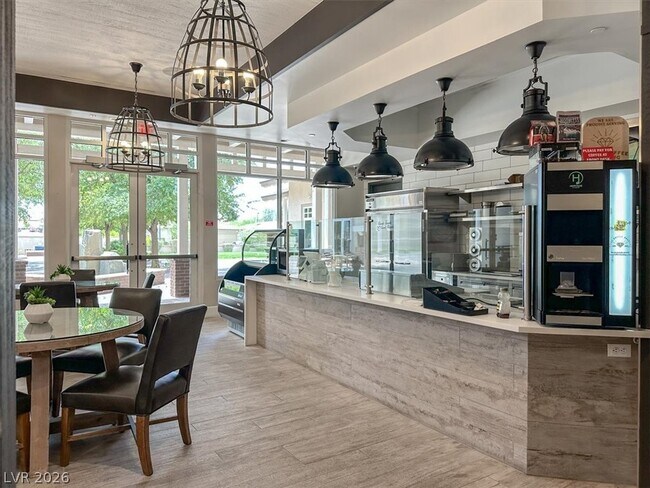 Building Photo - 246 Tallis Hills Ave