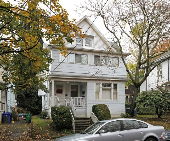 Primary Photo - The Taylor Apartments
