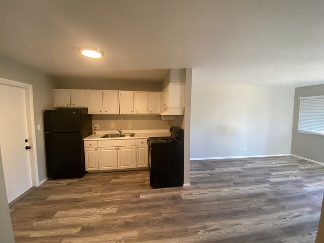 Floorplan - Devonshire Apartments