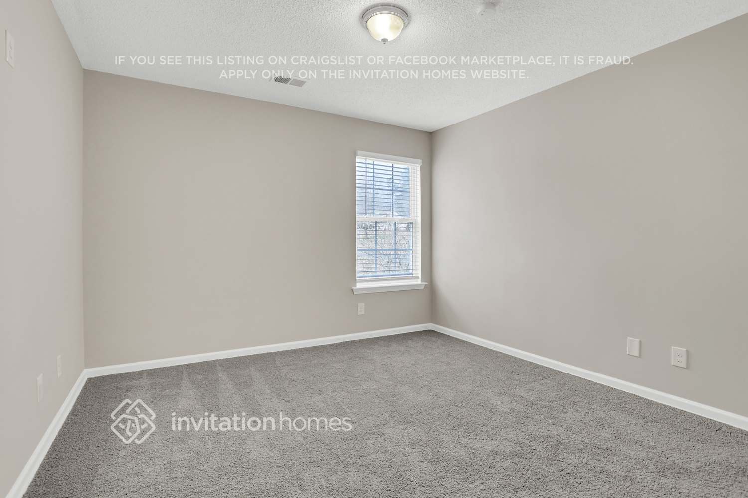 Building Photo - 562 Grandview Cir