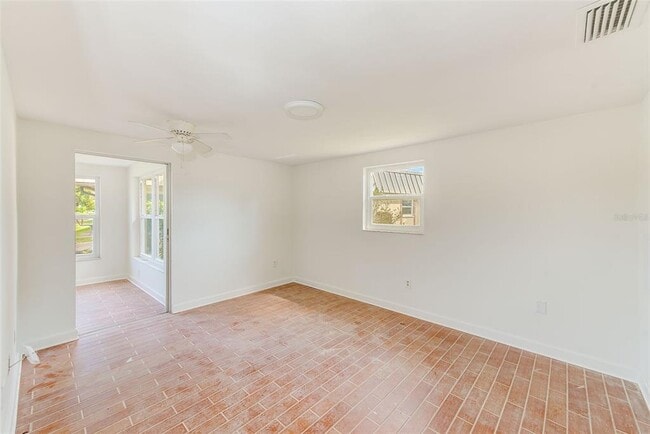 Building Photo - 4308 Summersun Dr