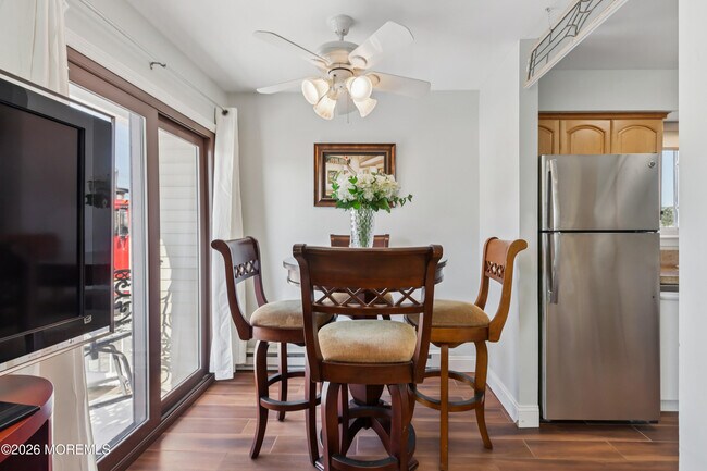 Building Photo - 1382 Ocean Ave