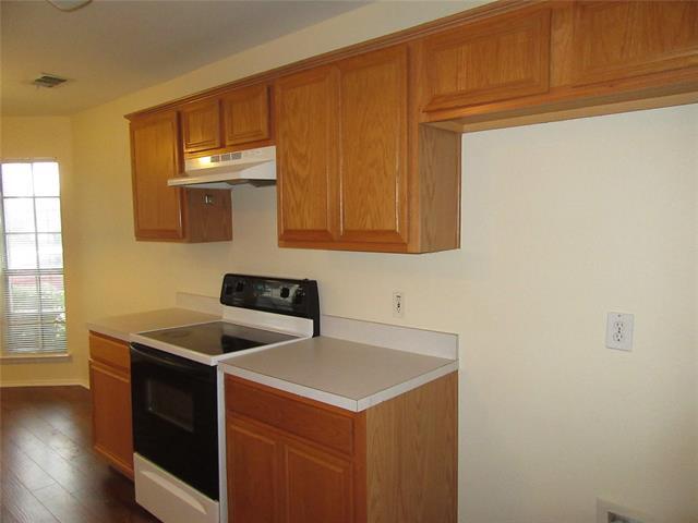 Building Photo - 319 Lake Wichita Dr