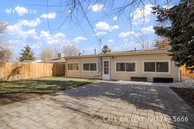 Building Photo - Fully renovated house in University Park