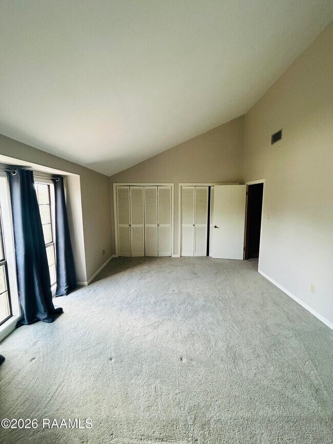 Building Photo - 604 Briargate Cir