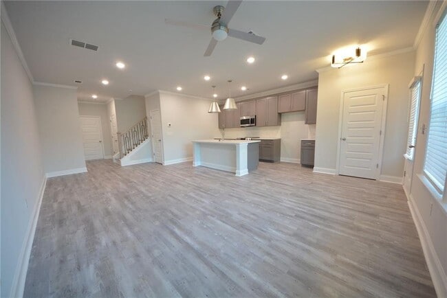 Building Photo - 5096 Insperon Ln