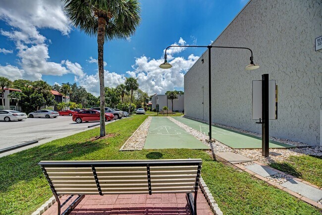 Building Photo - **AVAILABLE STARTING FEBRUARY 2026 FOR UP TO 6 MONTHS **