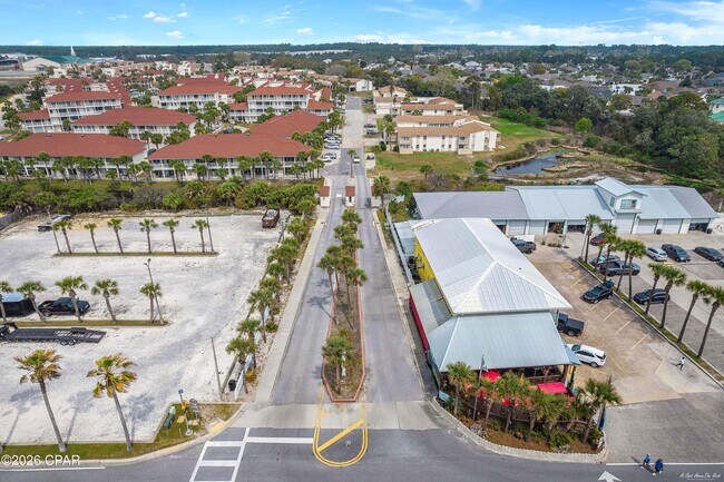 Building Photo - 17462 Front Beach Rd